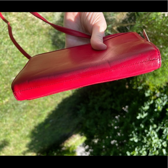 Wilson’s Leather Pelle Studio’s Genuine Leather Red Crossbody Clutch - Picture 5 of 9